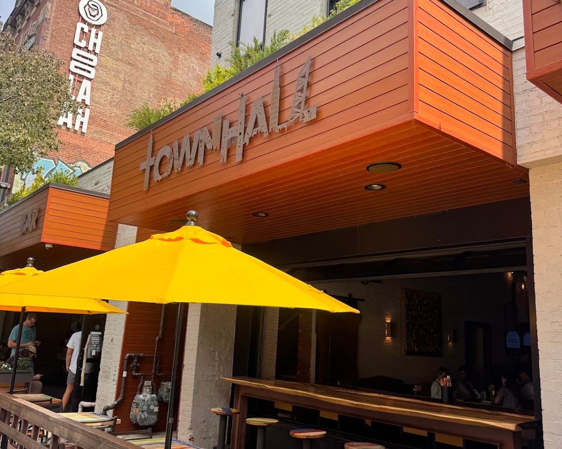 Patio at TownHall in Ohio City